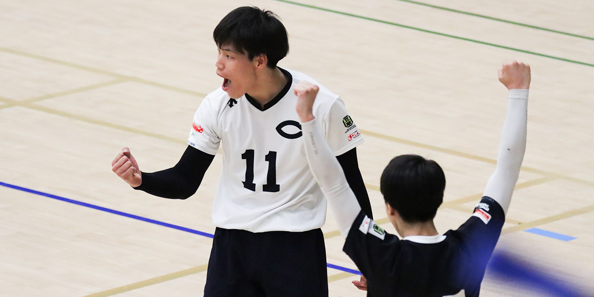 バレーボール部 (男子） 試合風景