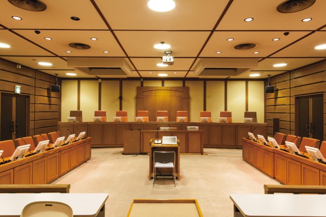 体験型特別講座　模擬裁判員裁判で学ぶ法律学　〈駿河台キャンパス〉