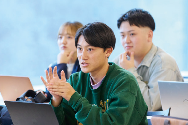 中央大学　商学部