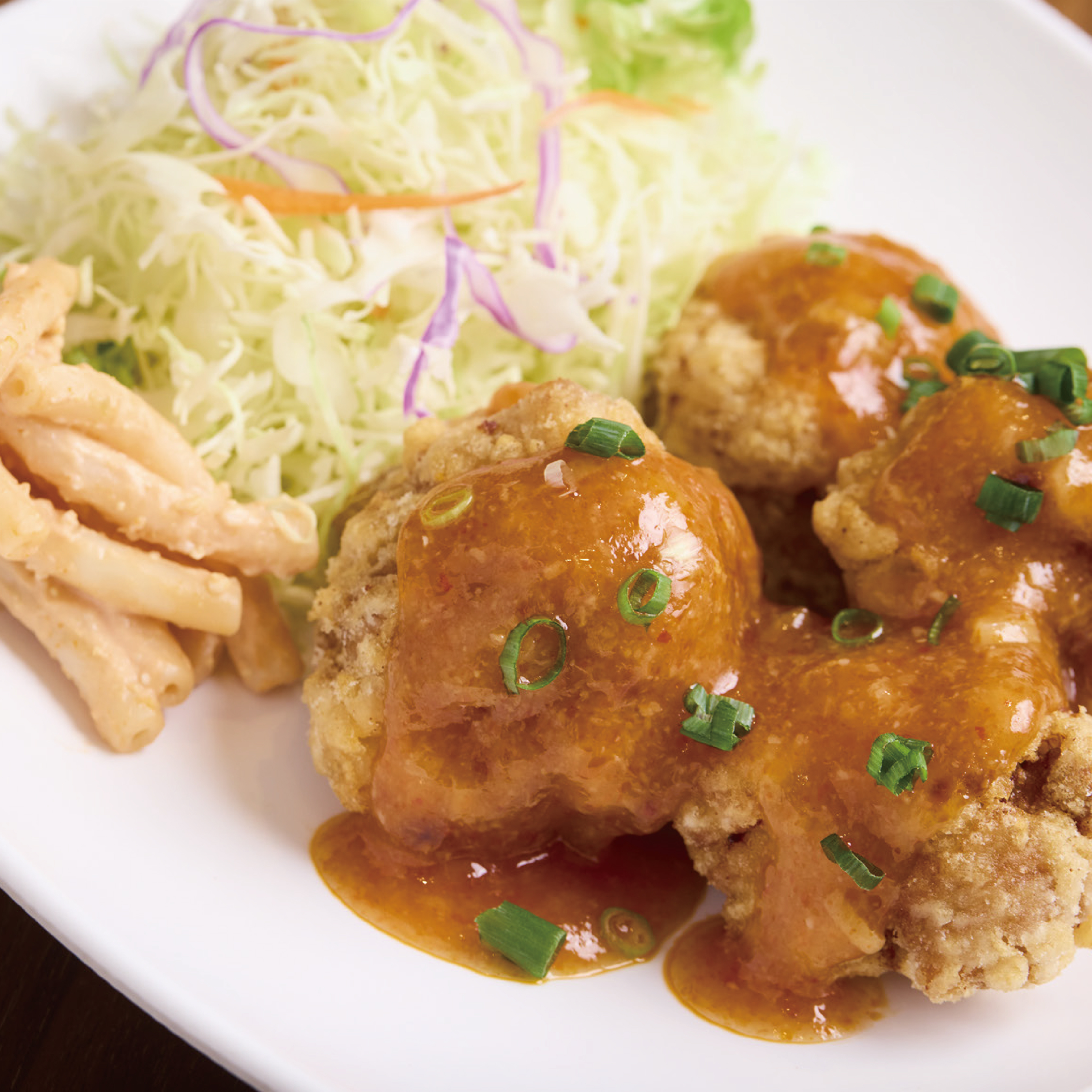 鶏の唐揚げ チリソース