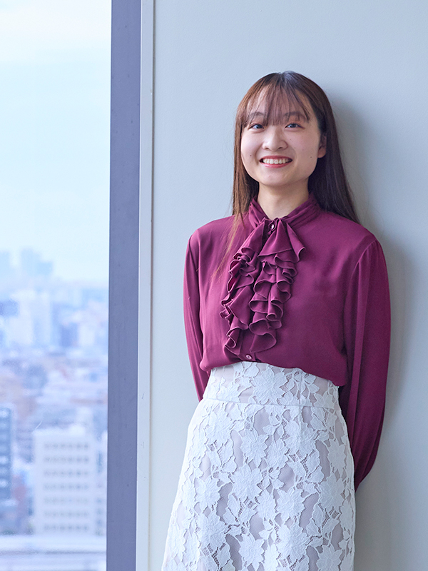 ビジネスデータサイエンス学科 4年 朱 瞳