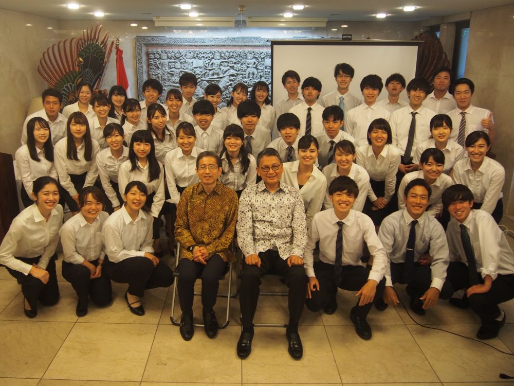 総合政策学部 加藤久典ゼミがインドネシア共和国大使館を訪問しました 中央大学
