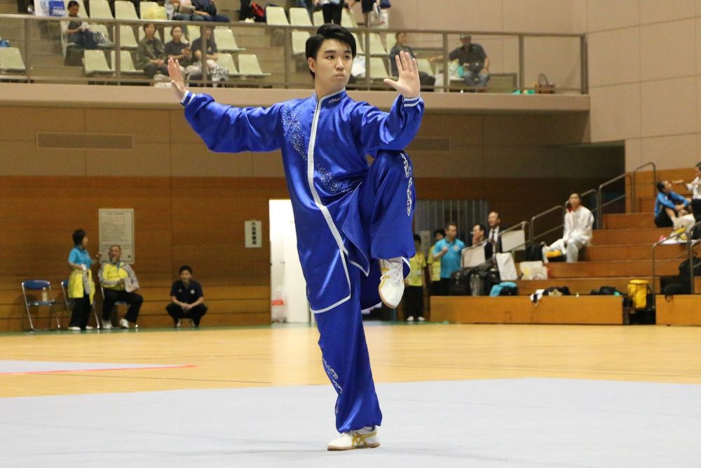 太極拳同好会 佐藤龍之介さん 法２ が茨城国体 武術太極拳 成年男子 26式太極拳 の部で6位と健闘 中央大学