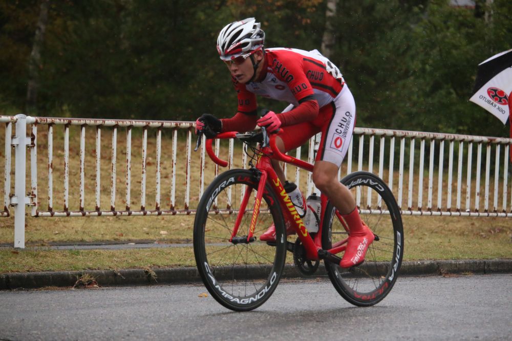 自転車競技部 尾形尚彦 文４ さん 全日本大学自転車競技大会 男子個人ロードレース 学連の部 優勝 中央大学