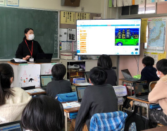 学校応援プロジェクト（教職課程履修者を中心とする学生による小中学校への出張授業）