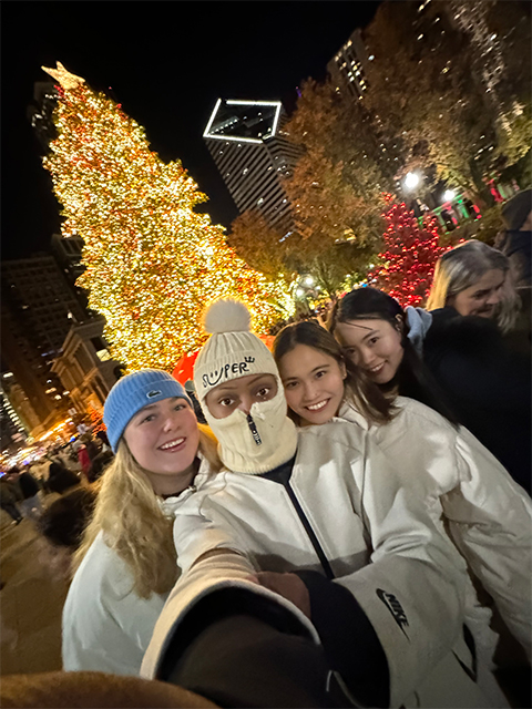 Thanks giving と呼ばれるアメリカの感謝祭中、親しい友人と14時間のドライブ旅行をしました。